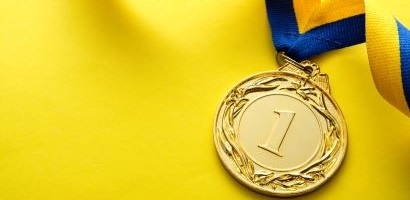 gold medallion for the winner 410 200